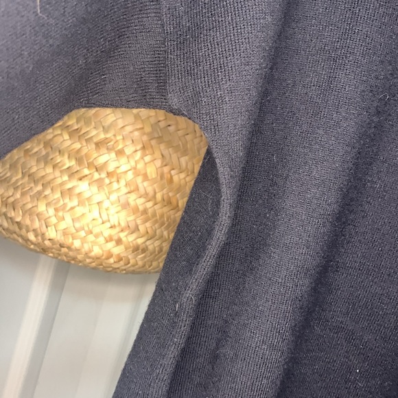 GAP soft spun knit sweater - Picture 7 of 8